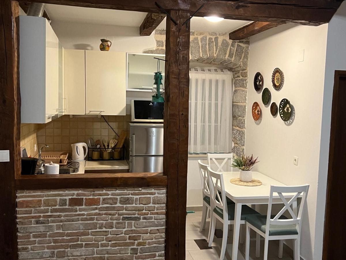 Apartment Marina Kornić Eksteriør bilde
